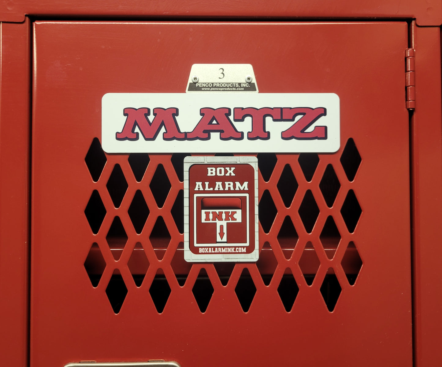 MAGNETIC Locker Plates.